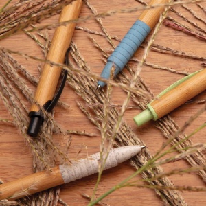 Pisala Pisalo iz bambusa in pšeničnih vlaken