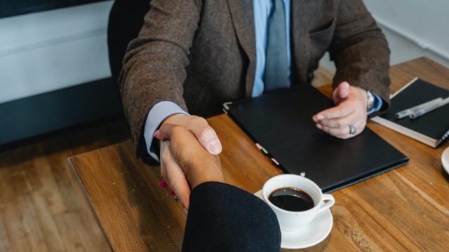 10 razlogov, zakaj so poslovni odnosi pomembnejši kot prodaja sama