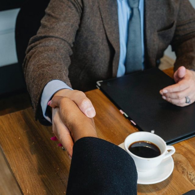 10 razlogov, zakaj so poslovni odnosi pomembnejši kot prodaja sama