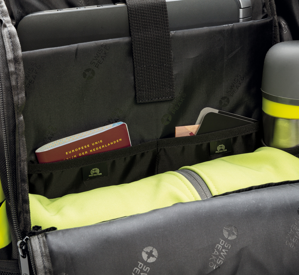 Backpacks Swiss Peak AWARE™ easy access 15” laptop backpack