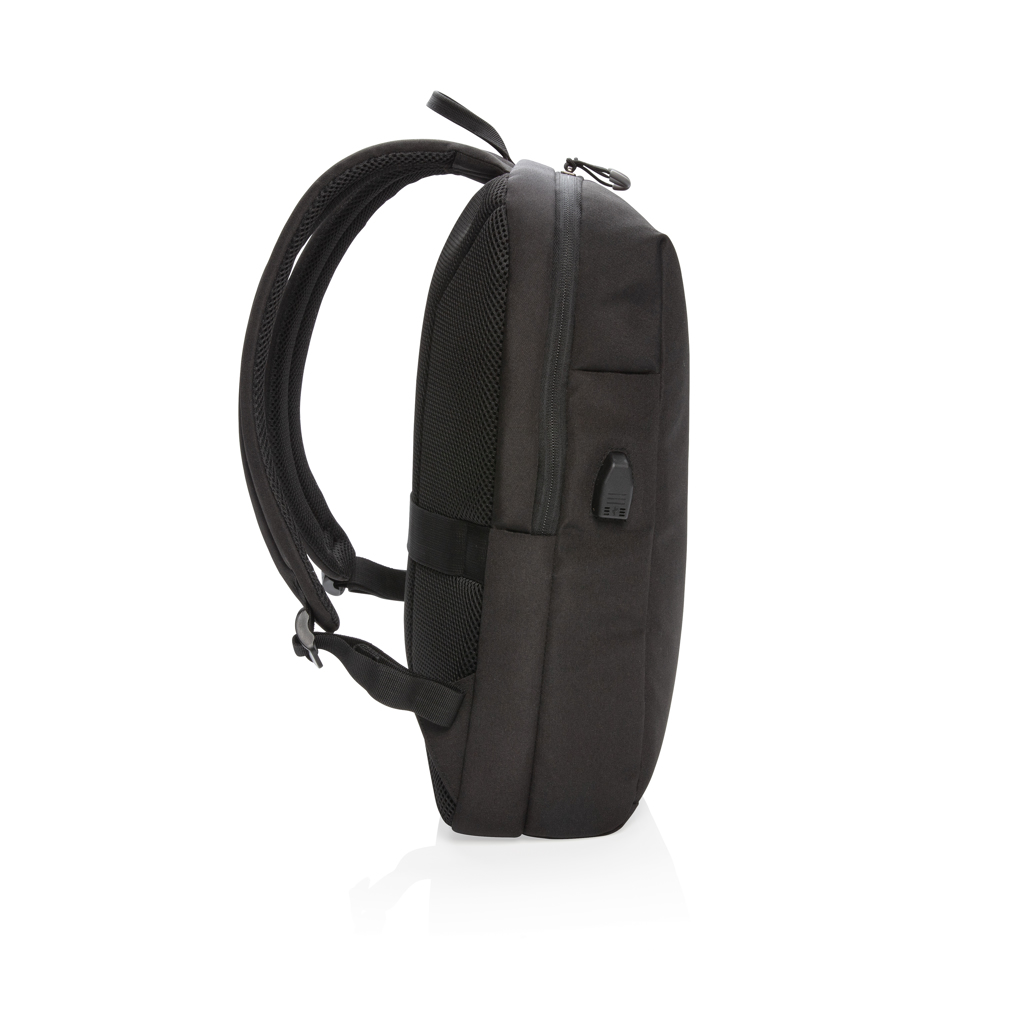 Backpacks Swiss Peak AWARE™ RFID and USB laptop backpack