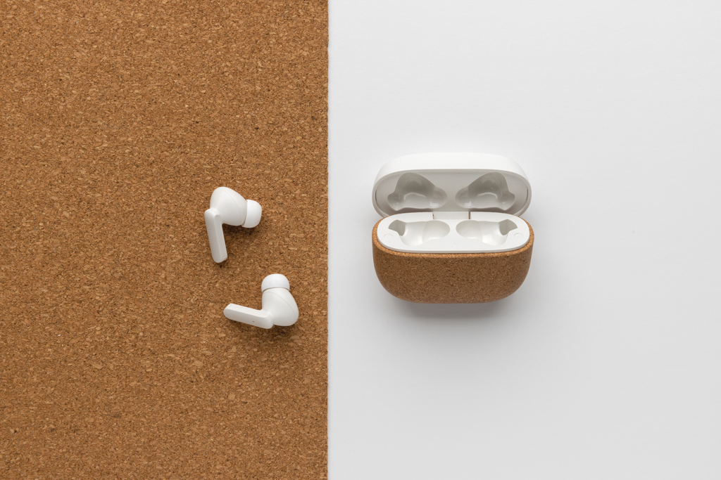 Headphones & Earbuds Oregon RCS recycled plastic and cork TWS earbuds
