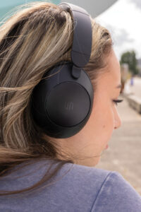 Headphones & Earbuds Urban Vitamin Cupertino RCS rplastic ANC headphone