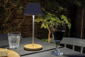Desktop Pure Glow RCS usb-rechargeable recycled plastic table lamp