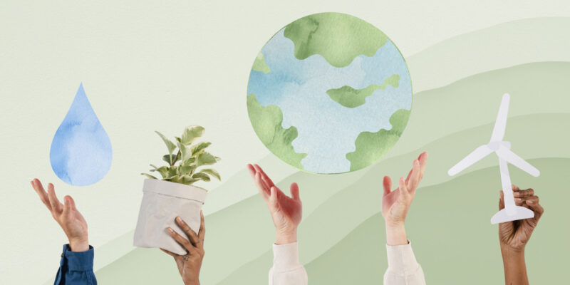 Hand presenting earth sustainable environment remix 5 mitov o trajnostnem življenju, ki jim ne smemo več verjeti